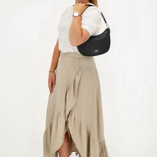 Schultertasche 25x20cm in Schwarz mit Reißverschluss und Wechselriemen - leder-accessoires.com