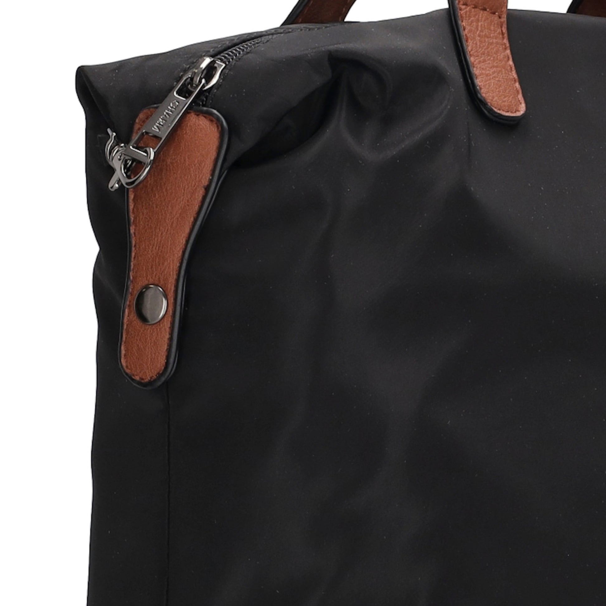 Rucksack 28 x 40cm in Schwarz aus Nylon|Polyester mit Reißverschluss - leder-accessoires.com