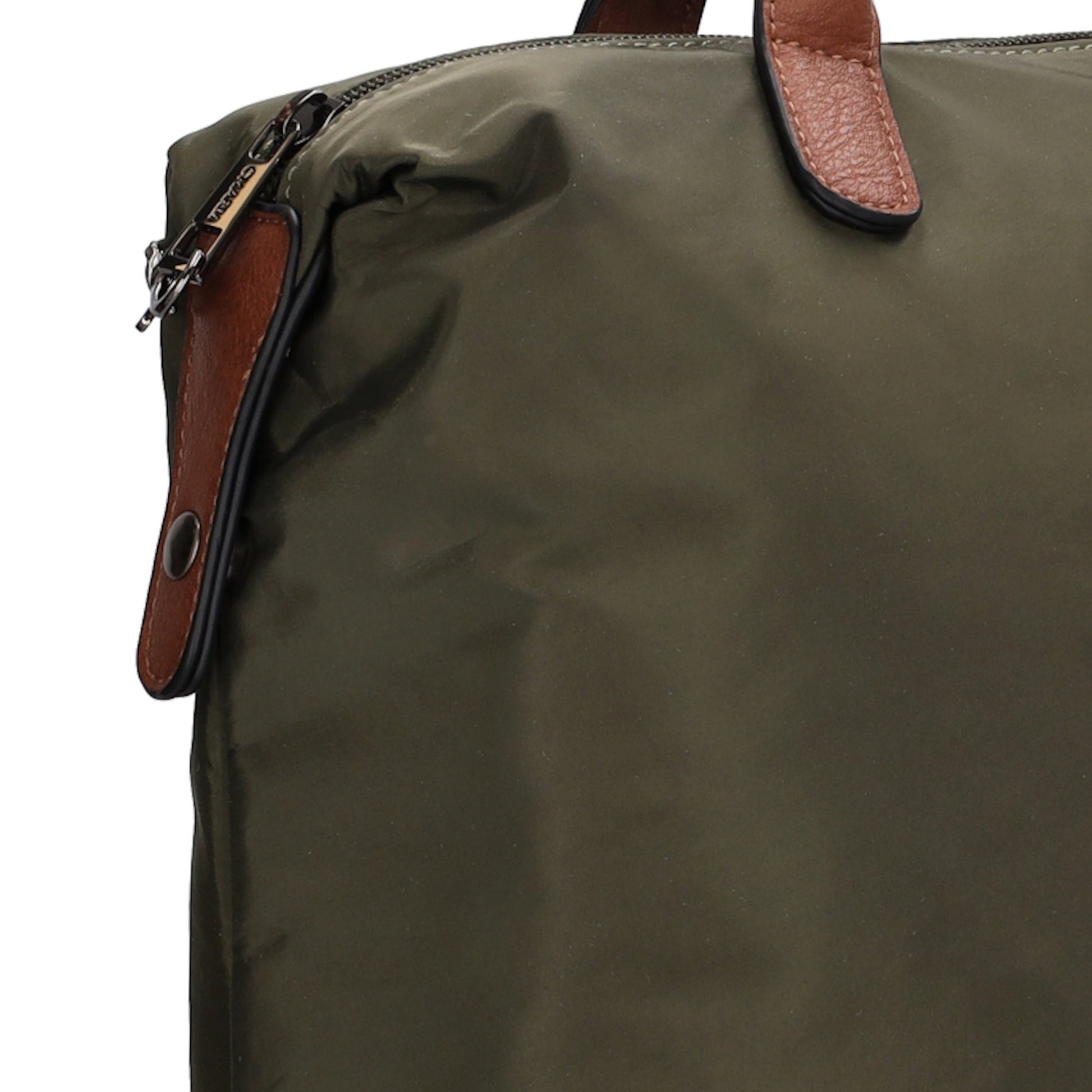 Rucksack 28 x 40cm in  Grün aus Nylon|Polyester mit Reißverschluss - leder-accessoires.com