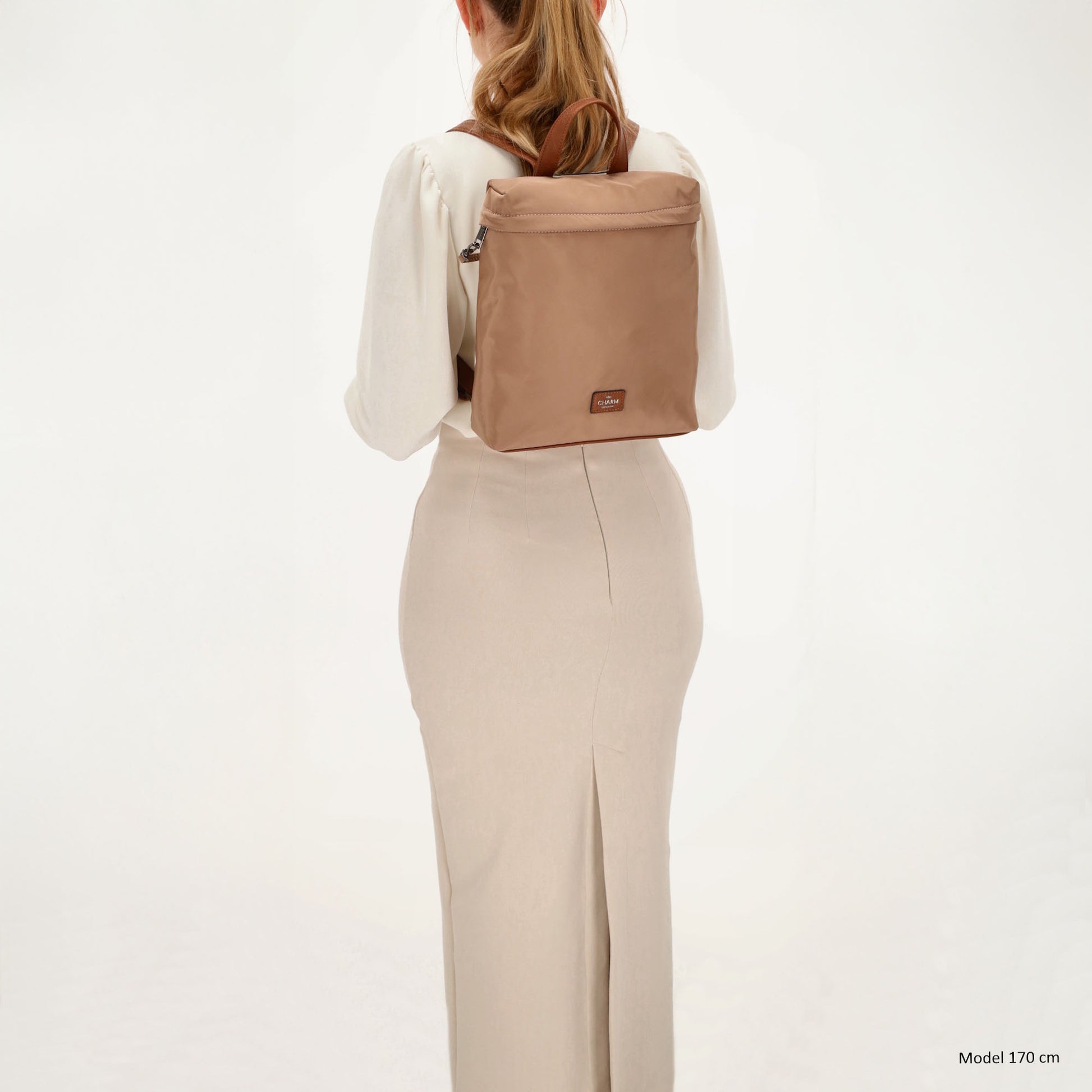 Rucksack 26 x 29cm in Taupe aus Nylon|Polyester - leder-accessoires.com