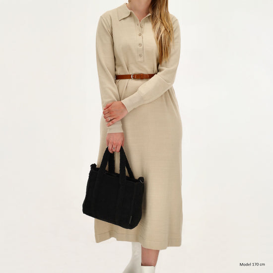 Teddy-Handtasche 27x22cm Schwarz – Kompakte Damentasche mit Schulterriemen - leder-accessoires.com