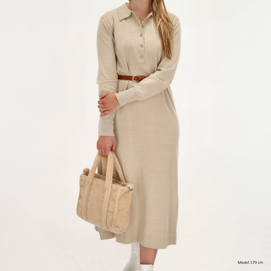 Teddy-Handtasche 27x22cm Creme Beige – Weiche Umhängetasche für Damen - leder-accessoires.com