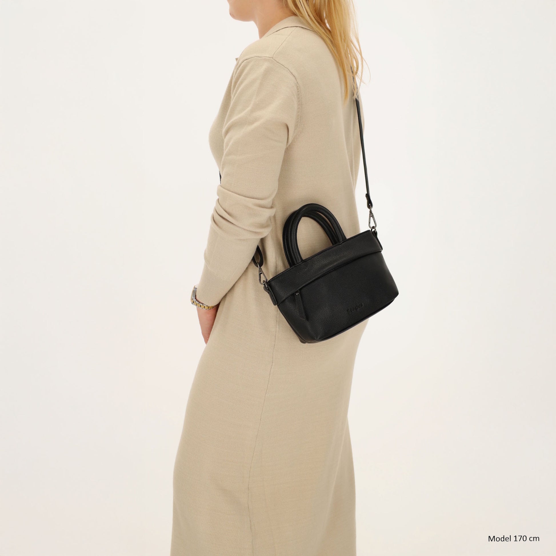 Handtasche 18x13cm in Schwarz aus Kunstleder - leder-accessoires.com