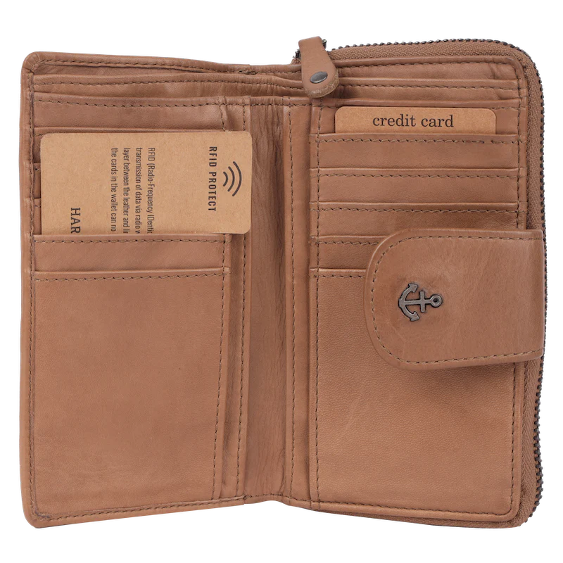 Geldbörse 16x9cm in Natur mit Reißverschluss und Lasche - leder-accessoires.com