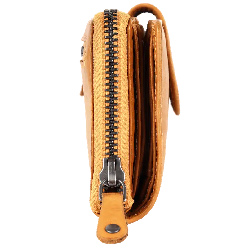 Geldbörse 16x9cm in Gelb mit Reißverschluss und Lasche - leder-accessoires.com