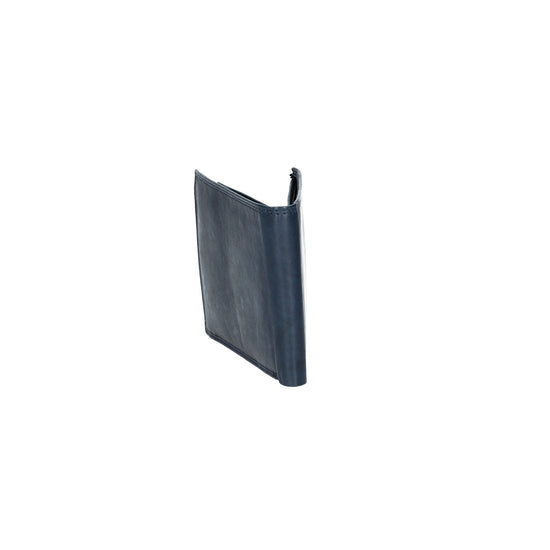 Geldbörse Querformat mit Klappe in Blau aus Leder - leder-accessoires.com