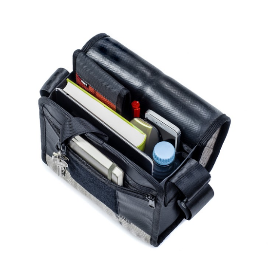 Umhängetasche Carl in Weiß - leder-accessoires.com