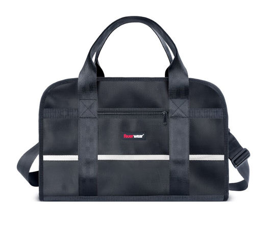 Sporttasche Harris M in Schwarz - leder-accessoires.com