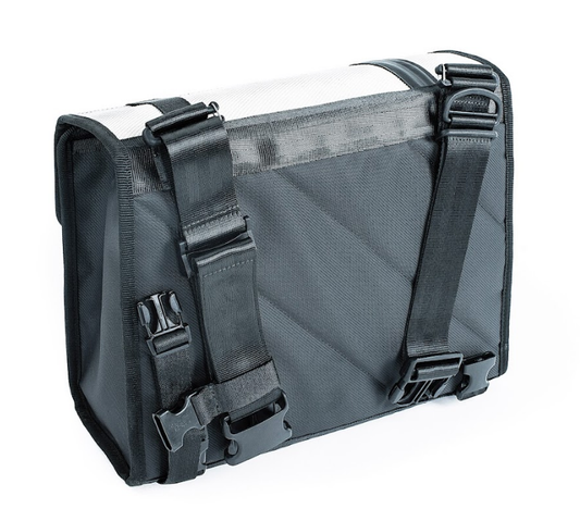 Messengerbag Gordon 18L in Weiß - leder-accessoires.com