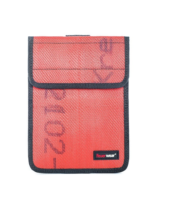 Tablethülle Rob 1 in Rot - leder-accessoires.com