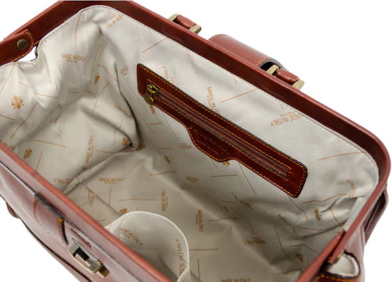 Arzttasche|Doctor Bag aus Leder in Hellbraun mit Steckschloss - leder-accessoires.com