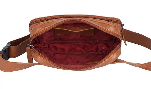 Gürteltasche|Bodybag aus Leder in Cognac mit Reißverschluss und Vortasche