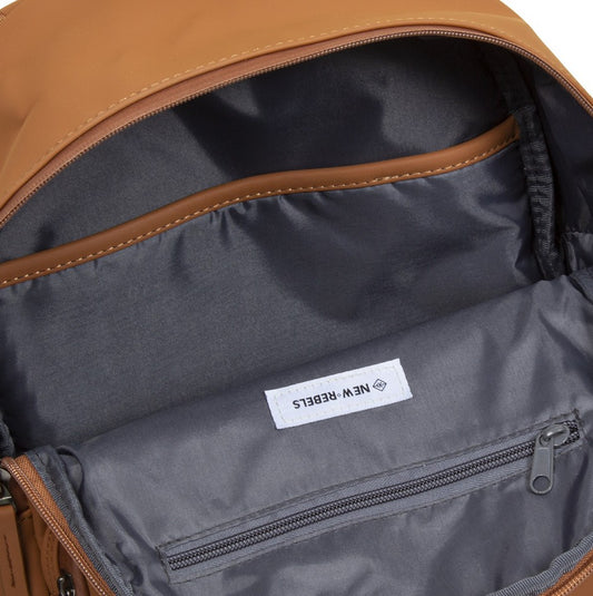 Rucksack 11L in Cognac mit Vortasche