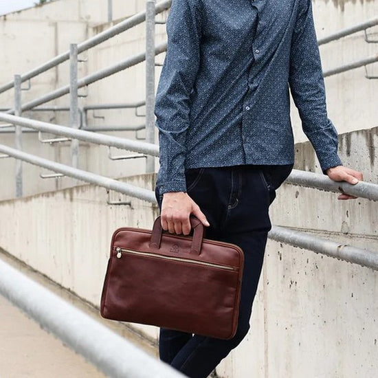 Businesstasche aus Leder in Cognac mit Reißverschluss und Vorfach - leder-accessoires.com