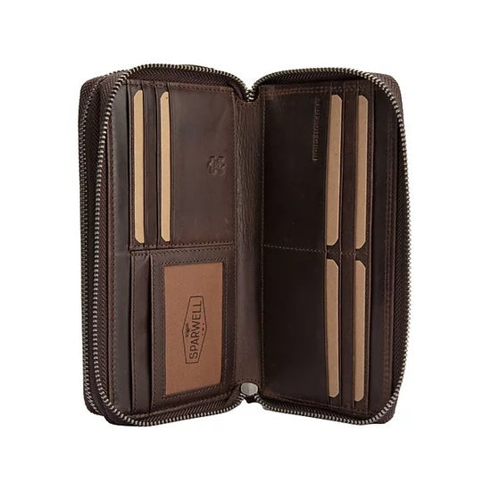 Langbörse aus Leder in Braun mit Rundumreißverschluss und Kartenfächer - leder-accessoires.com
