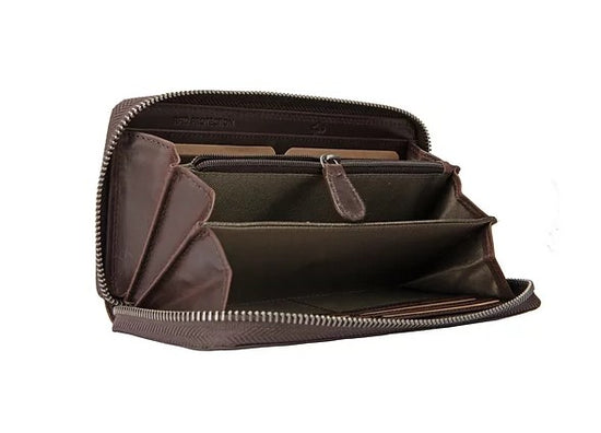 Langbörse aus Leder in Braun mit Rundumreißverschluss - leder-accessoires.com