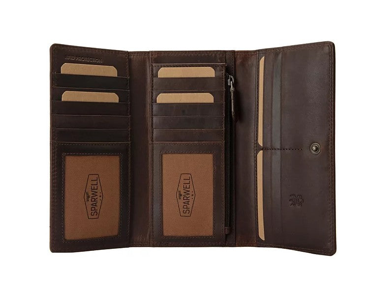 Langbörse aus Leder in Braun mit Überschlag und extra viel Kartenfächer - leder-accessoires.com