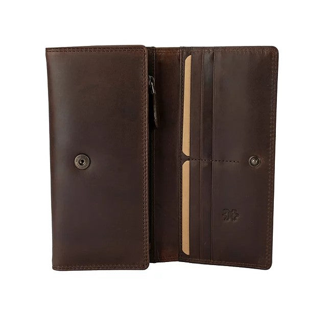 Langbörse aus Leder in Braun mit Überschlag und extra viel Kartenfächer - leder-accessoires.com