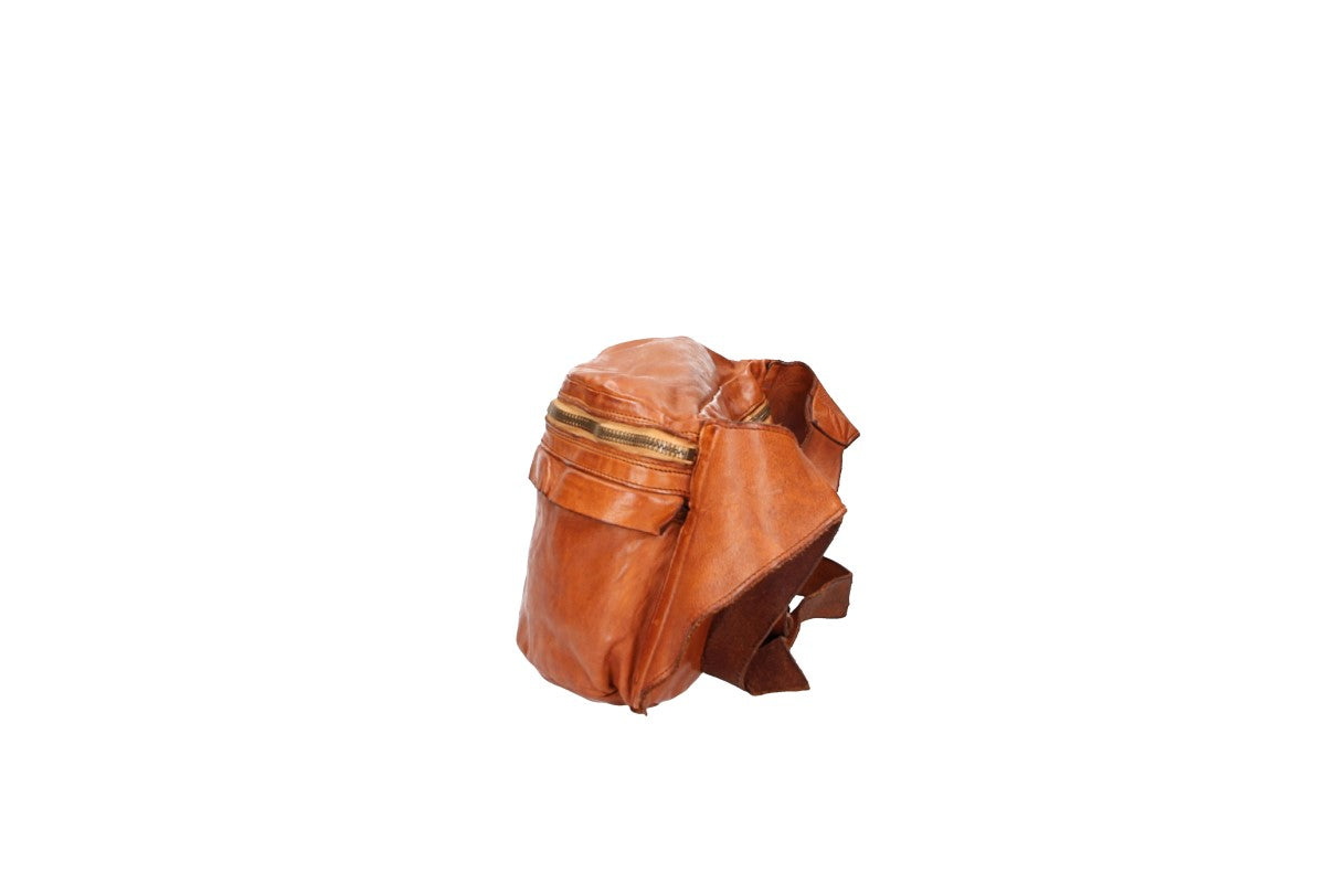 Gürteltasche aus Leder in Cognac