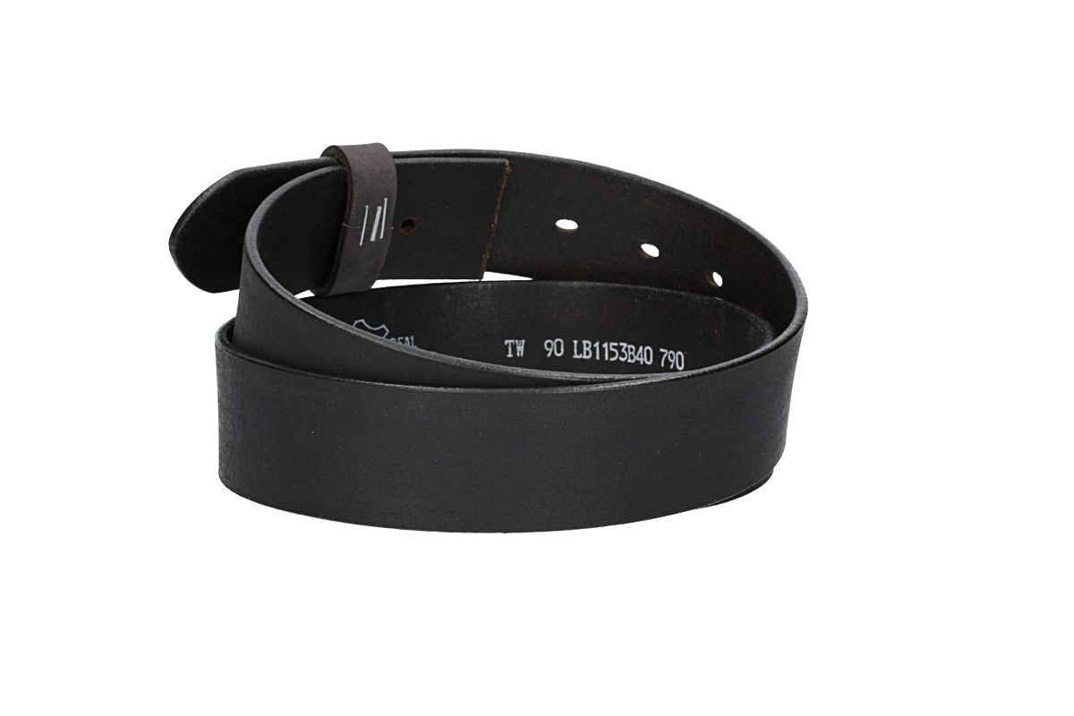 Lederriemen | Gürtelrohling Matt 40mm in Schwarz mit Schlaufe und Kapplochteil - leder-accessoires.com