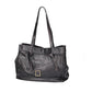 Schultertasche in Schwarz aus Leder
