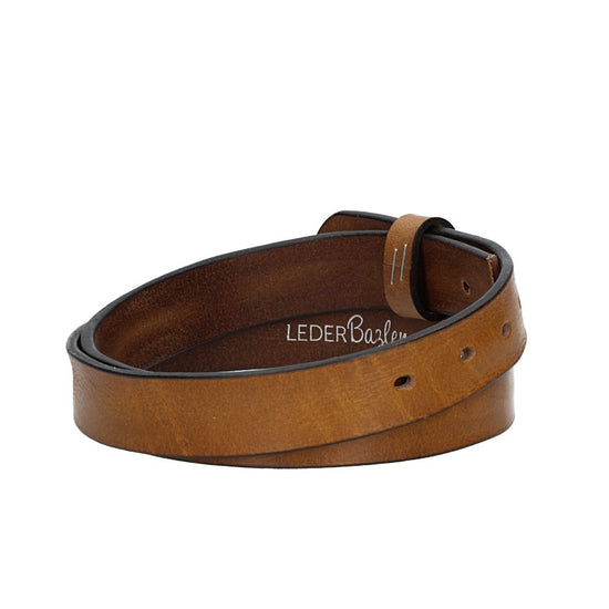 Lederriemen | Gürtelrohling Glanz 30mm in Ocker | Senfgelb mit Schlaufe und Kapplochteil - leder-accessoires.com