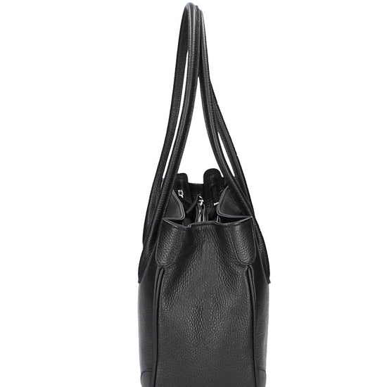 Schultertasche in Schwarz aus Leder - leder-accessoires.com