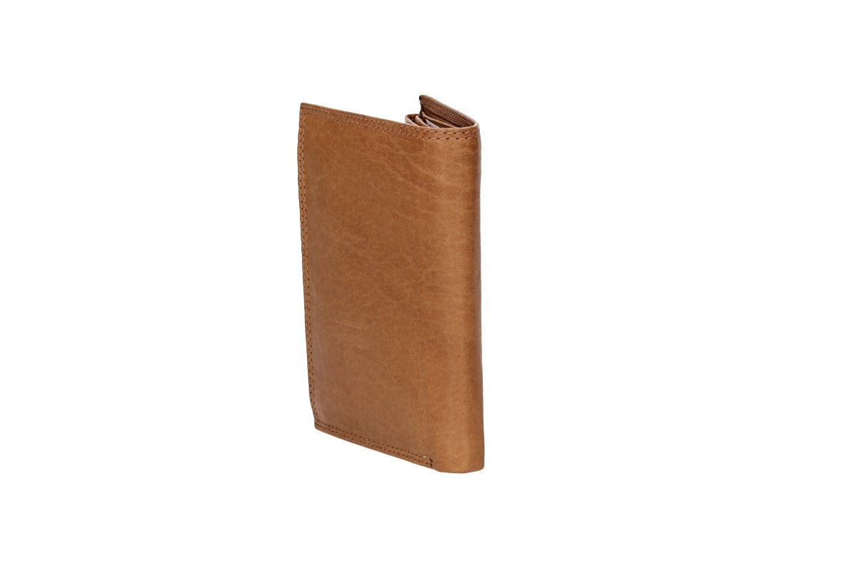 Geldbörse Hochformat mit Riegel in Cognac aus Leder