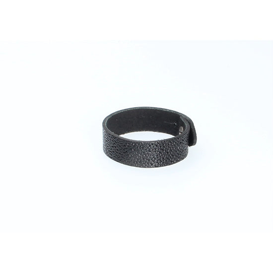 Armband Schwarz in Rochenoptik aus Leder - leder-accessoires.com