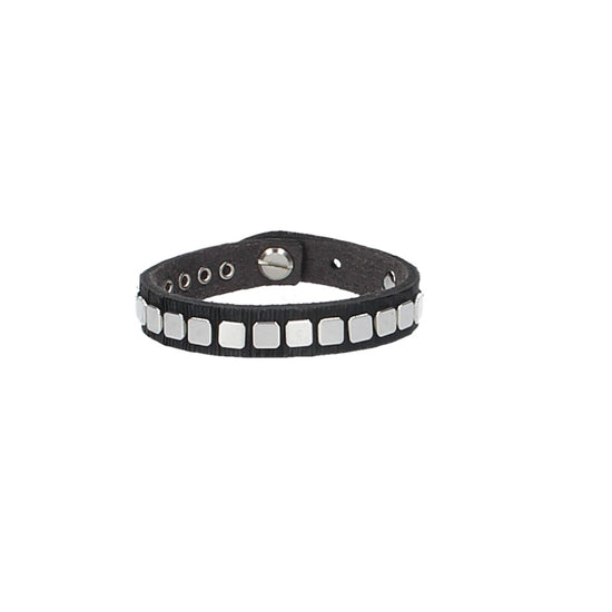 Armband geschlitzt in Schwarz mit Nieten aus Leder - leder-accessoires.com